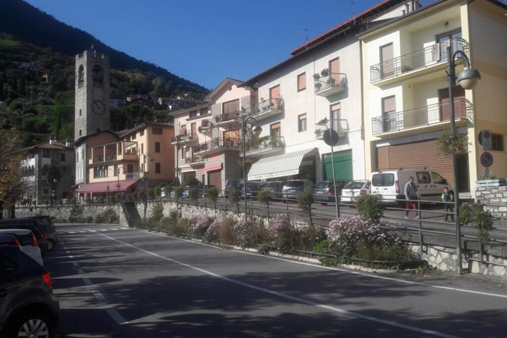 Appartamento Sul Lago D'Iseo Tavernola Bergamasca Kültér fotó